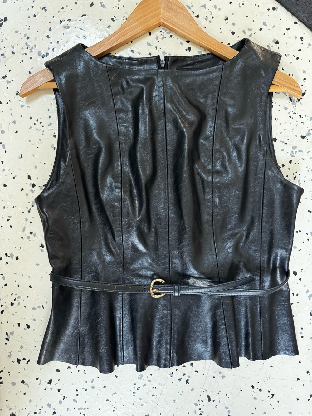 Zara Black Faux Leather Sleeveless Belted Vest - Picture 2 of 6